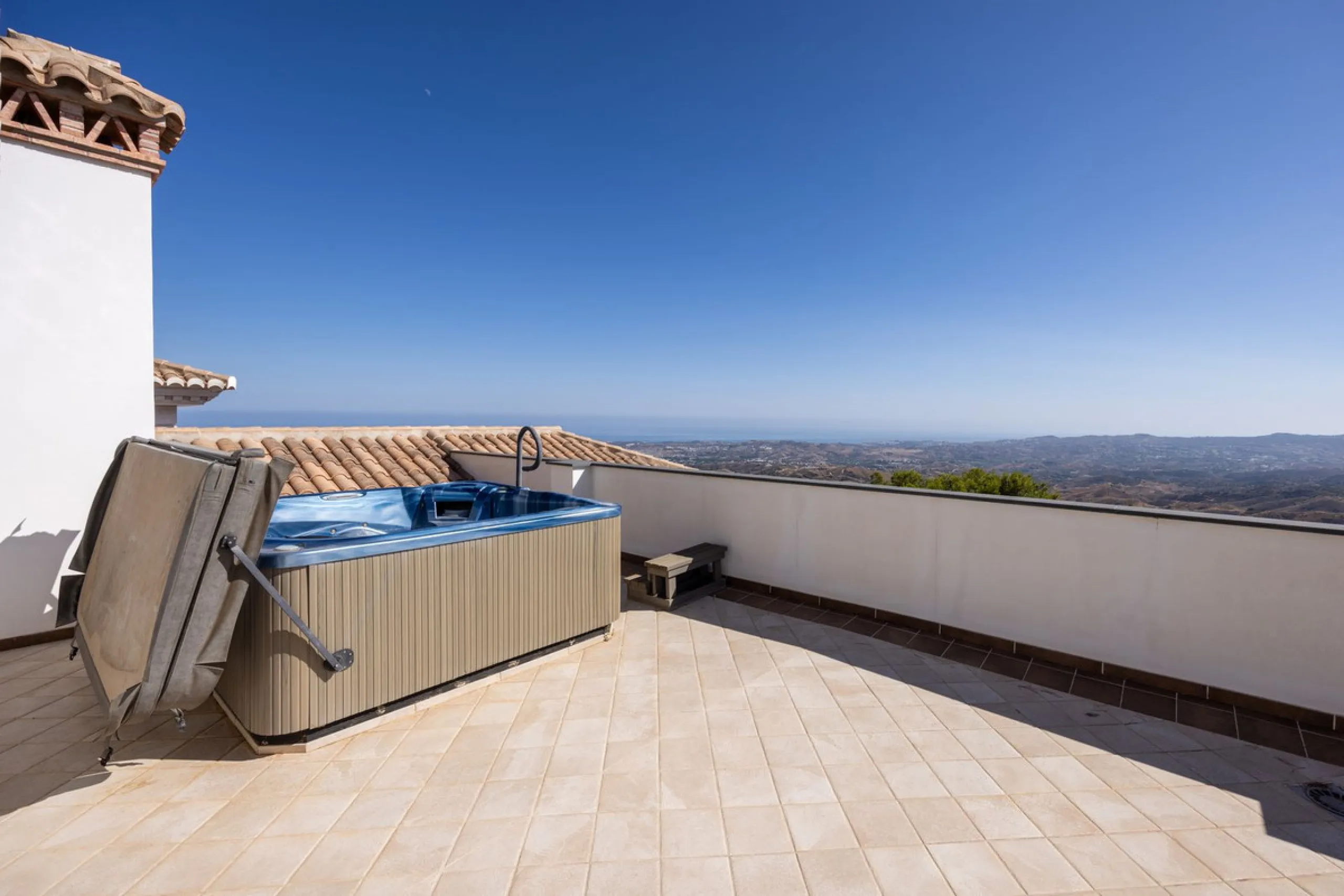 Luxury Villa in Valtocado – Panoramic Views