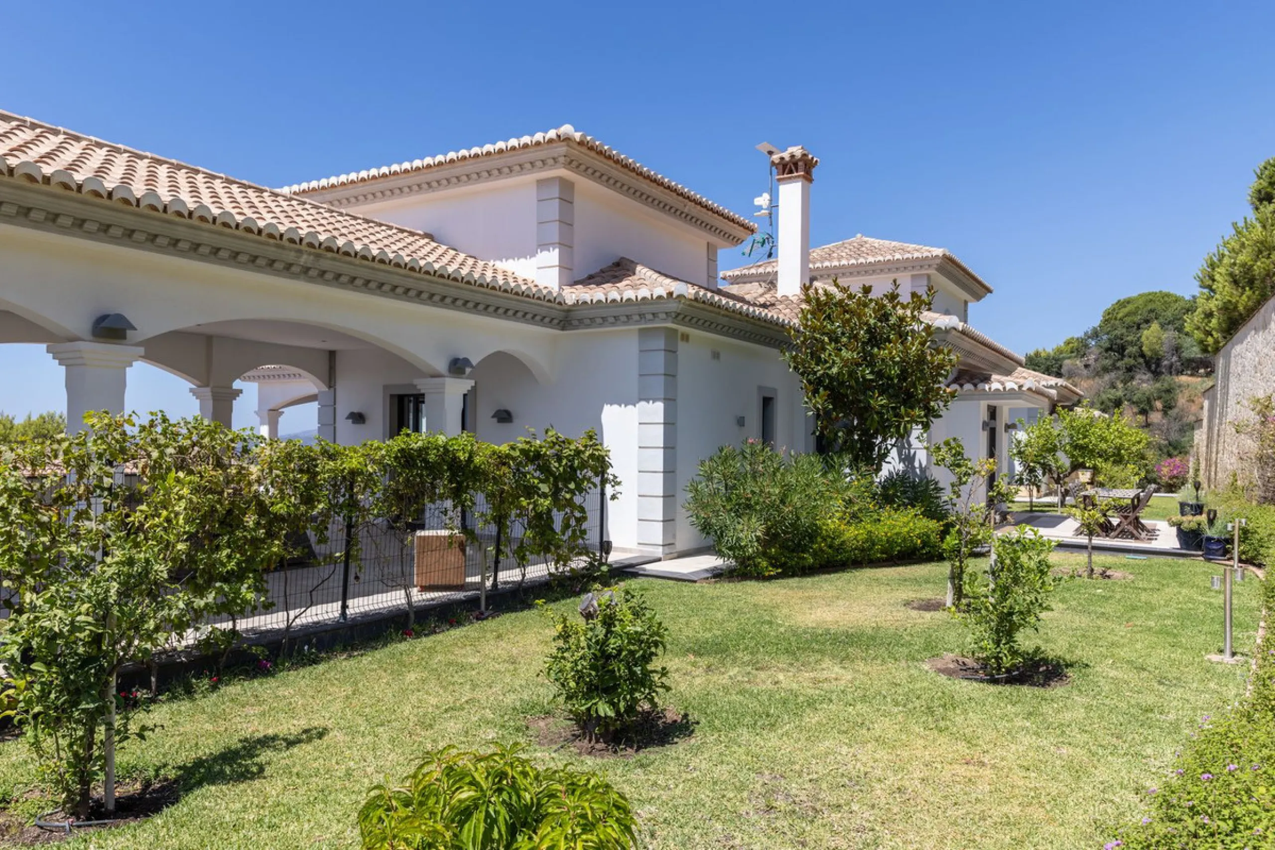 Luxury Villa in Valtocado – Panoramic Views