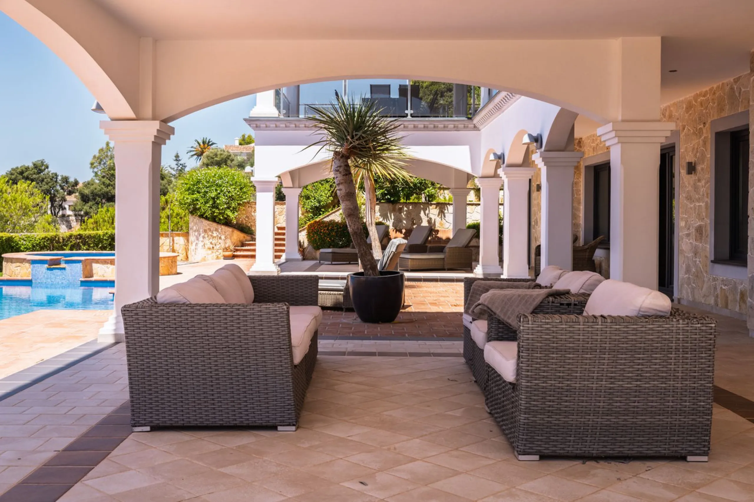 Luxury Villa in Valtocado – Panoramic Views