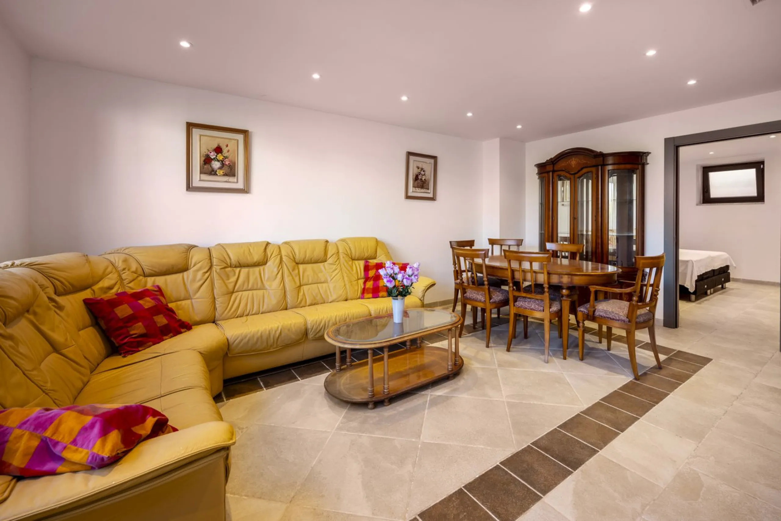 Luxury Villa in Valtocado – Panoramic Views