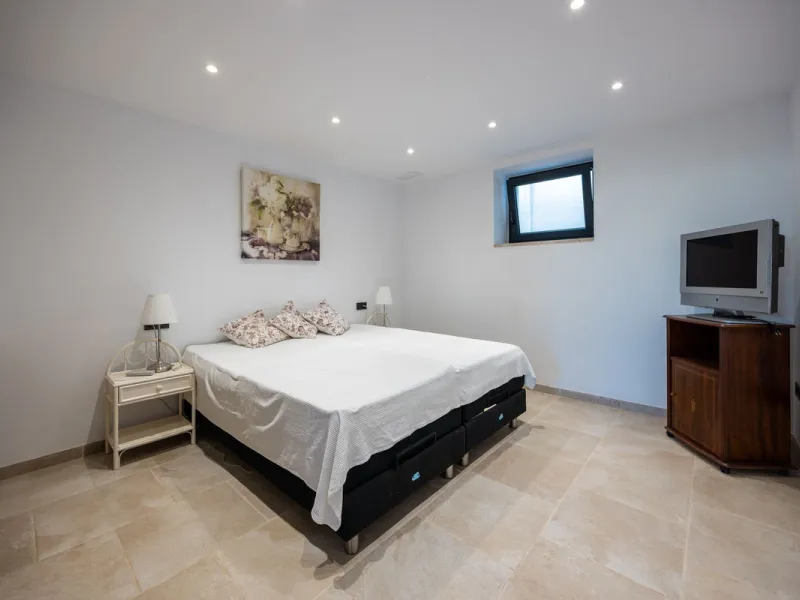 Luxury Villa in Valtocado – Panoramic Views