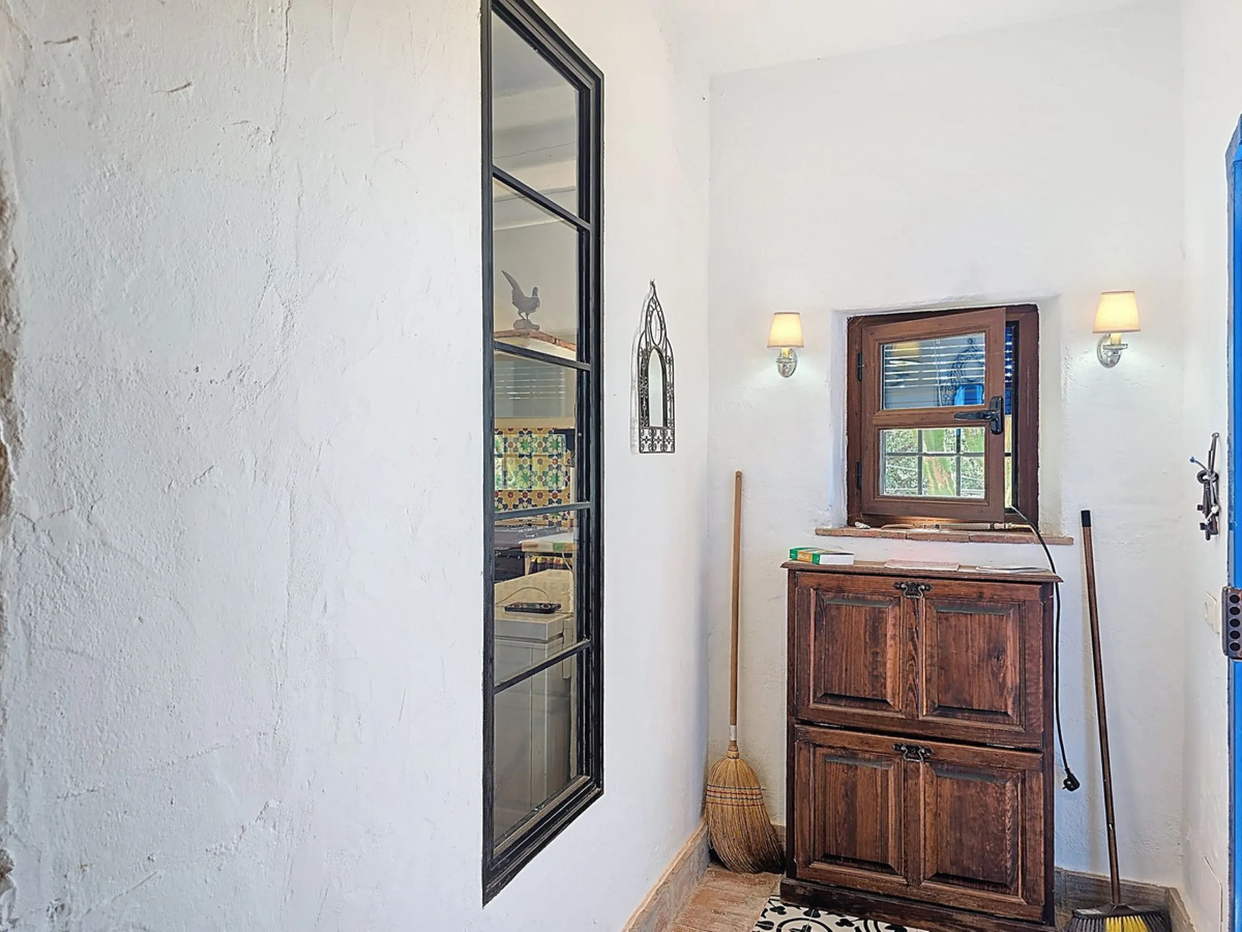 Authentic finca near Riogordo (Málaga, Costa del Sol) – ready to move in with swimming pool, solar panels and beautiful views