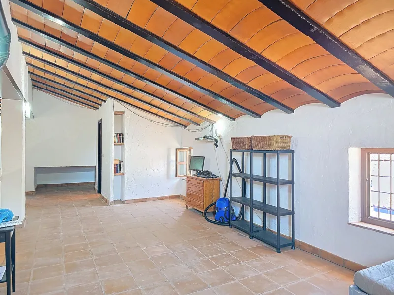 Authentic finca near Riogordo (Málaga, Costa del Sol) – ready to move in with swimming pool, solar panels and beautiful views