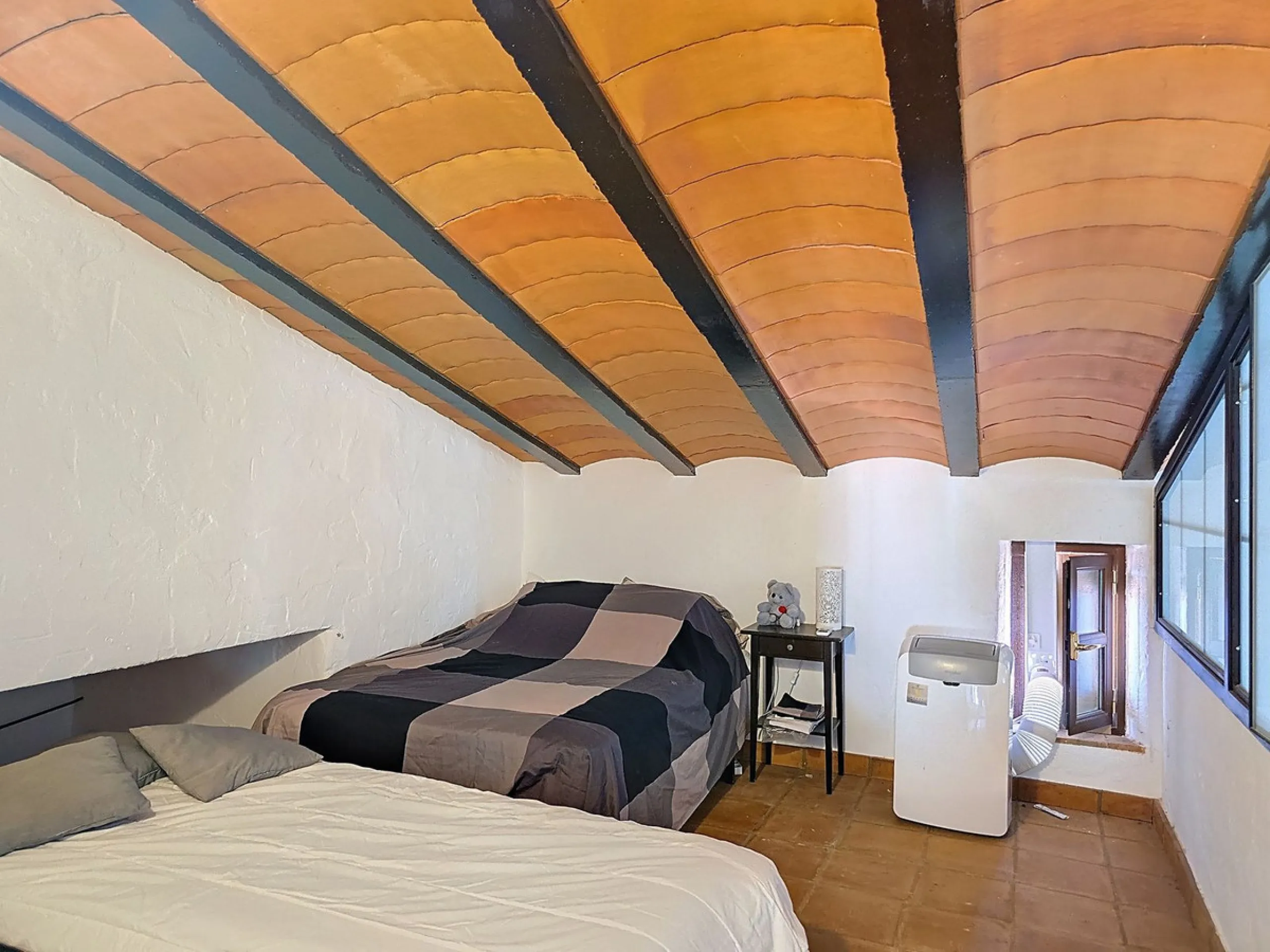 Authentic finca near Riogordo (Málaga, Costa del Sol) – ready to move in with swimming pool, solar panels and beautiful views
