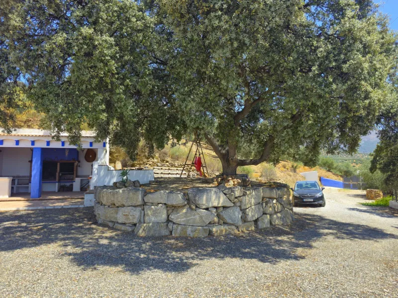 Authentic finca near Riogordo (Málaga, Costa del Sol) – ready to move in with swimming pool, solar panels and beautiful views