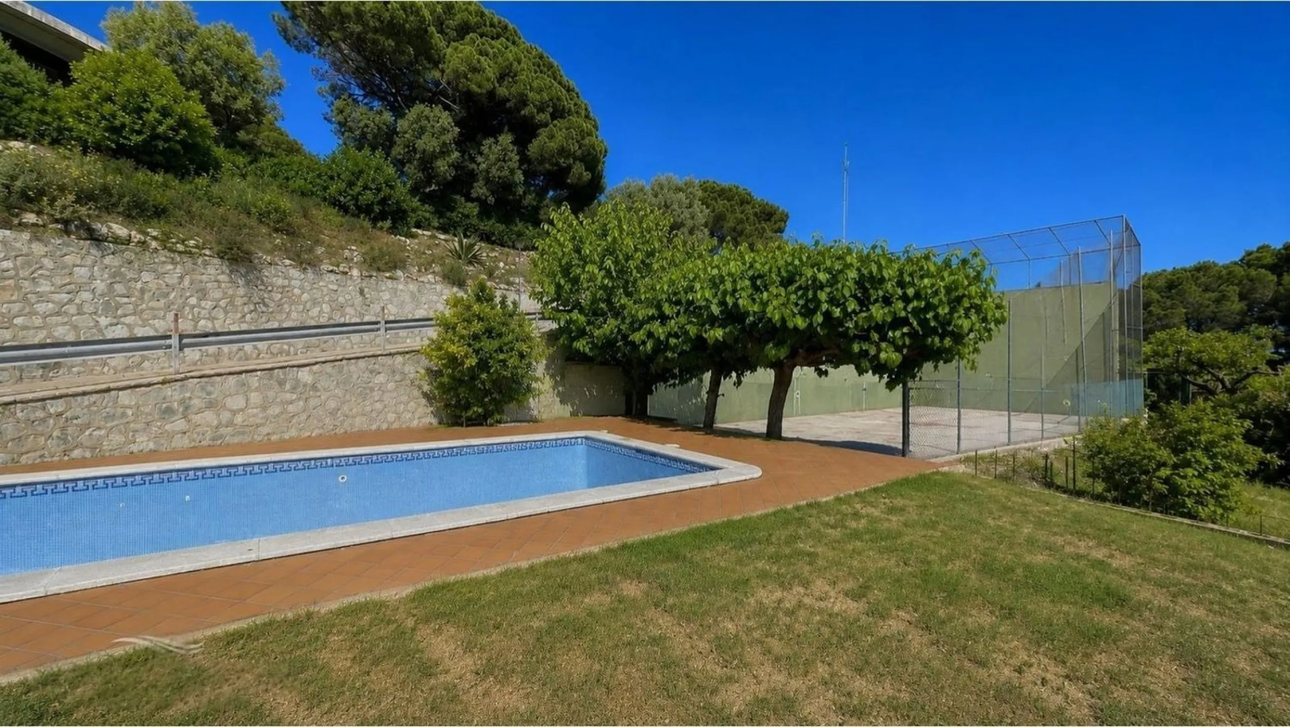 Exclusiva finca con vistas panorámicas al mar en Sant Pol de Mar