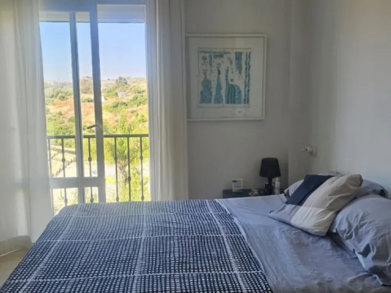 Apartment - Penthouse в продаже в Casares, Málaga. В доме 3 спален и 2 ванных комнат. Площадь дома 140 м²