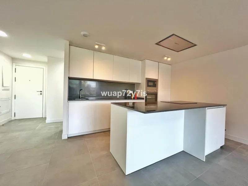 Modern Family Home in the Popular Oasis – Selwo, Estepona