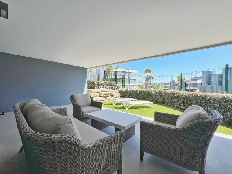 Modern Family Home in the Popular Oasis – Selwo, Estepona