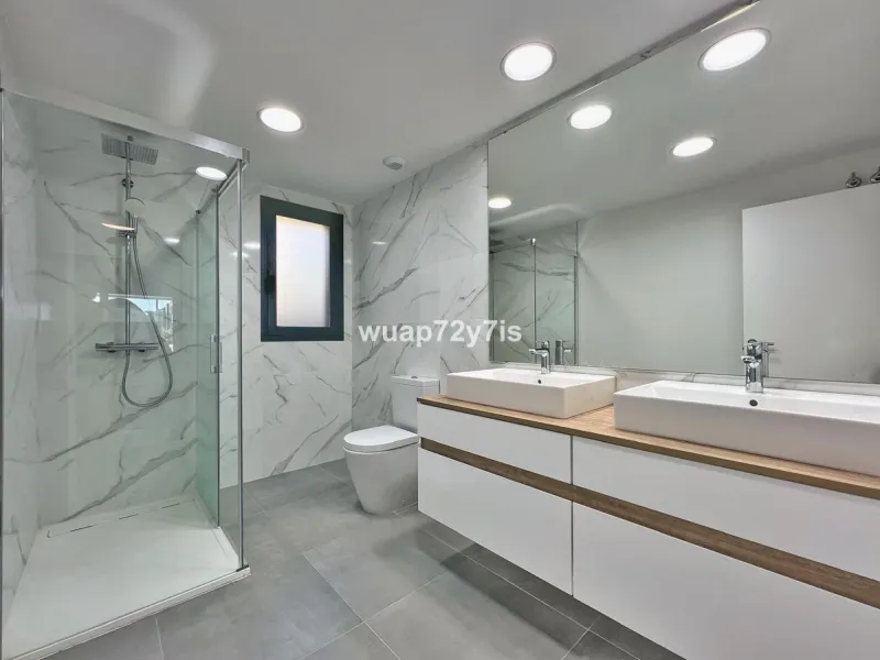 Modern Family Home in the Popular Oasis – Selwo, Estepona