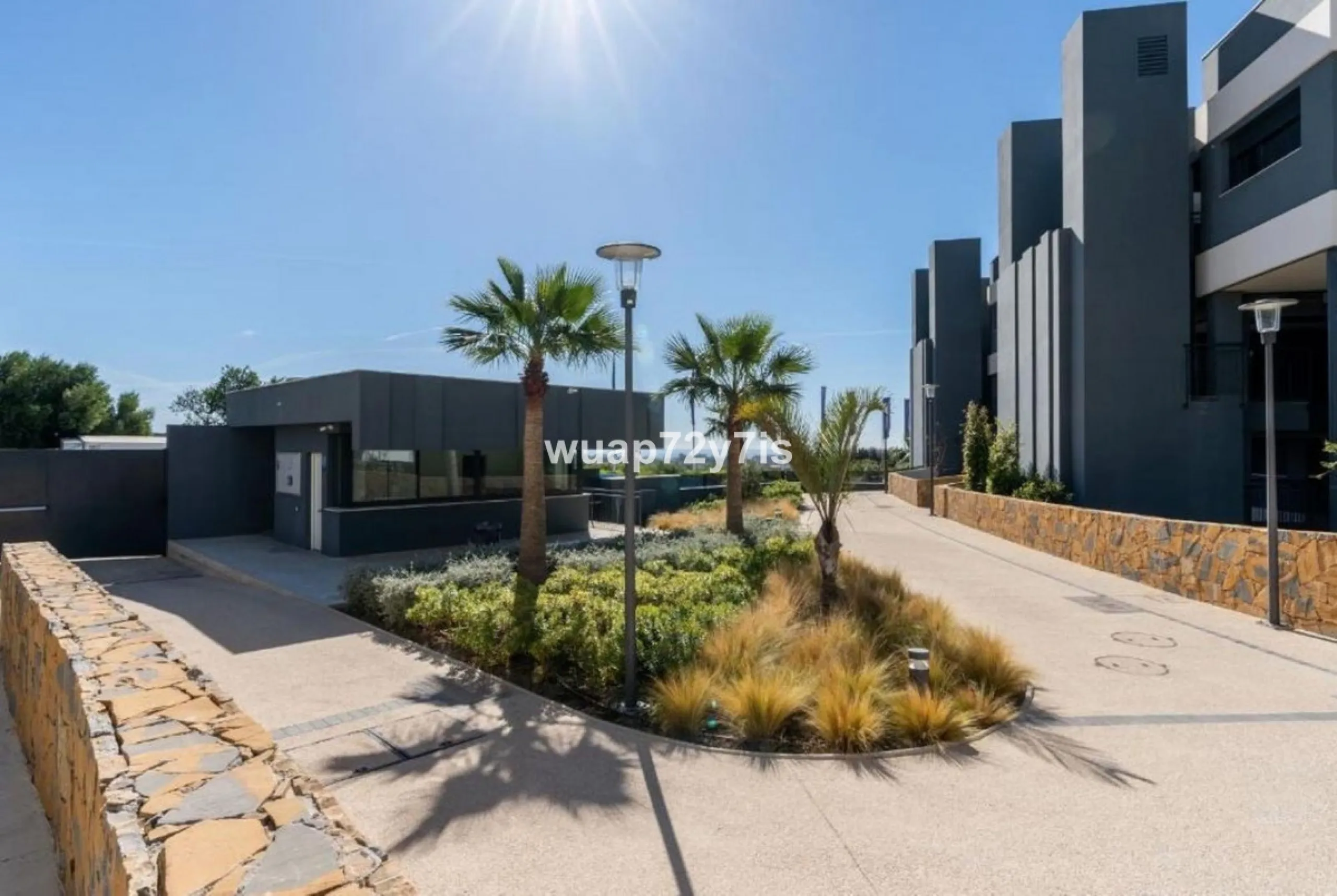 Modern Family Home in the Popular Oasis – Selwo, Estepona