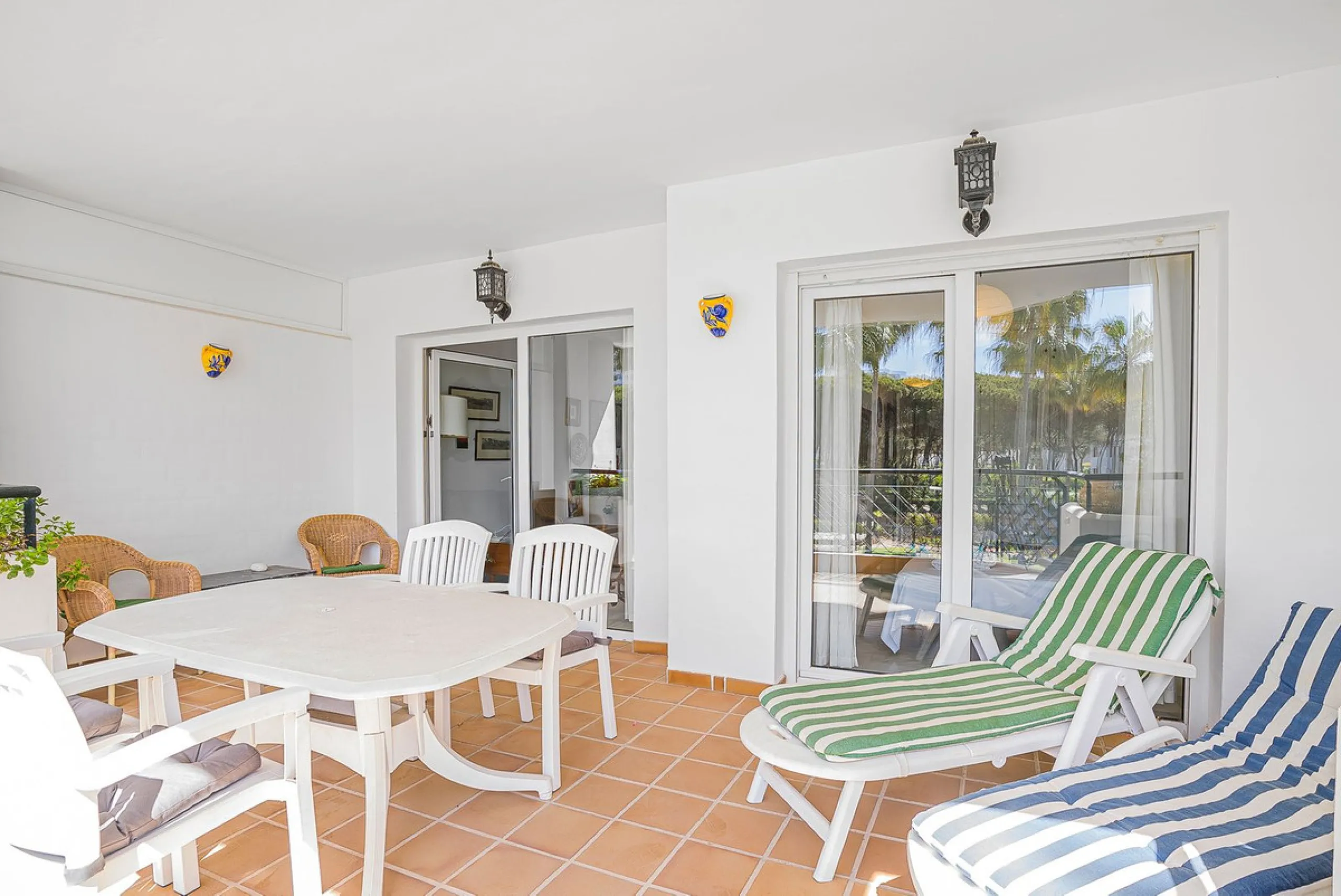 LOCATION! Discover the perfect coastal retreat with this beachfront first-floor apartment located in the prestigious community of Calahonda. This charming flat features two spacious bedrooms and two bathrooms, providing ample space for relaxation and comf
