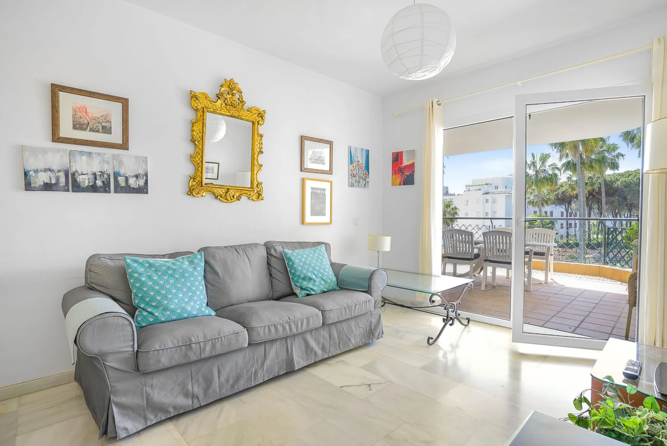 LOCATION! Discover the perfect coastal retreat with this beachfront first-floor apartment located in the prestigious community of Calahonda. This charming flat features two spacious bedrooms and two bathrooms, providing ample space for relaxation and comf