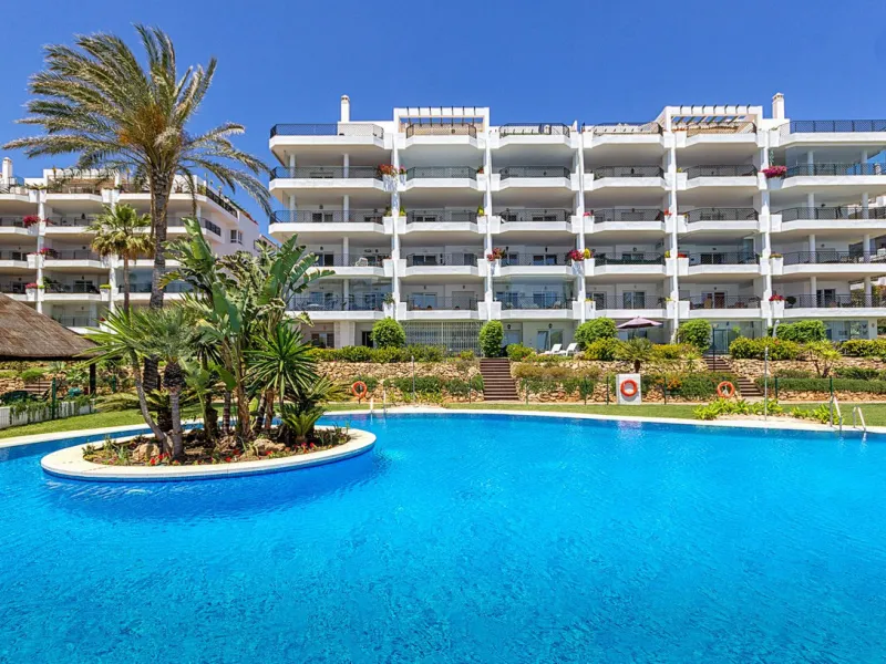 LOCATION! Discover the perfect coastal retreat with this beachfront first-floor apartment located in the prestigious community of Calahonda. This charming flat features two spacious bedrooms and two bathrooms, providing ample space for relaxation and comf