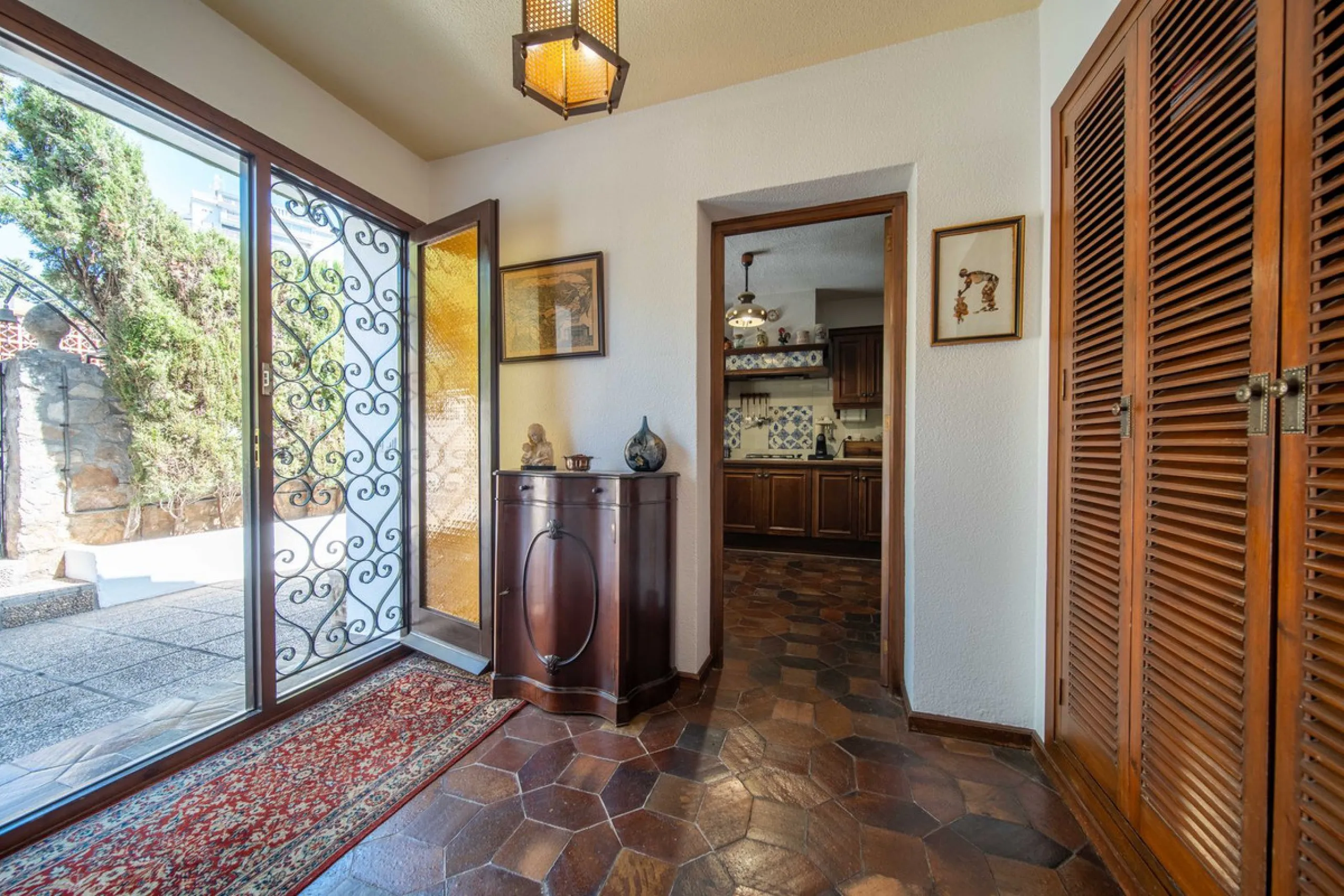 Unique villa in the center of Fuengirola with a private pool and not part of any community.