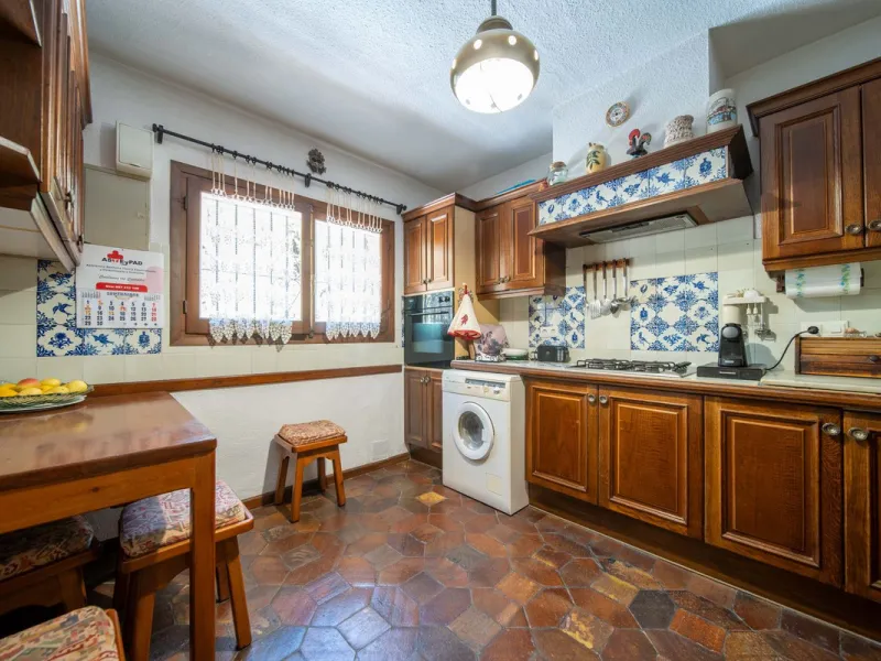 Unique villa in the center of Fuengirola with a private pool and not part of any community.