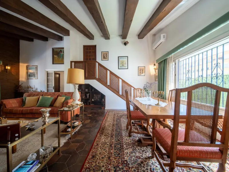 Unique villa in the center of Fuengirola with a private pool and not part of any community.