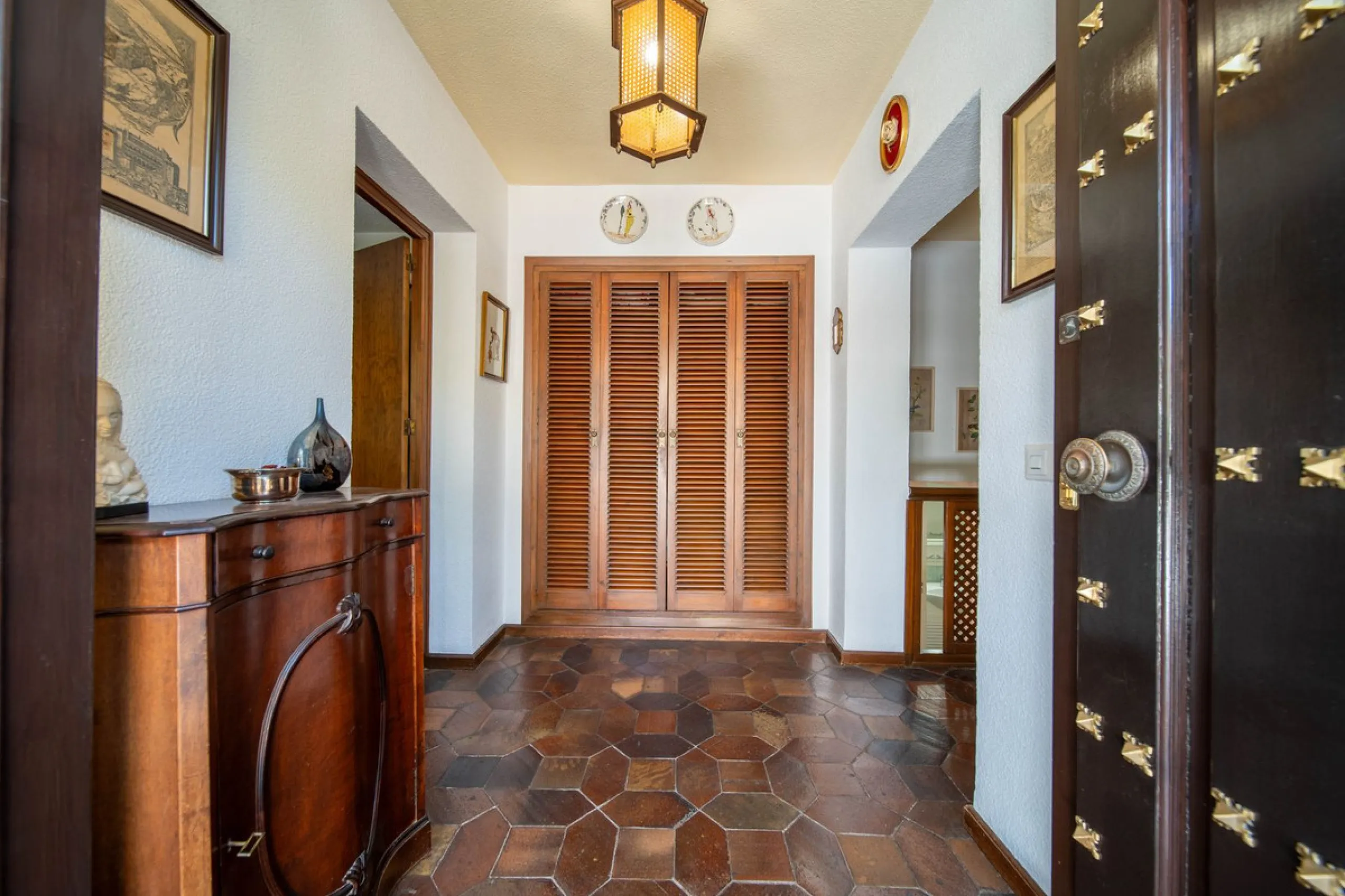 Unique villa in the center of Fuengirola with a private pool and not part of any community.
