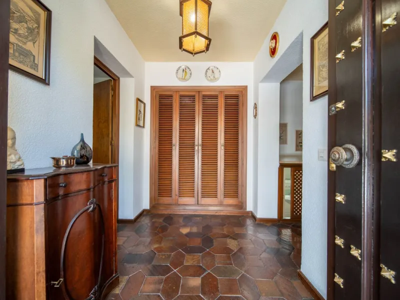 Unique villa in the center of Fuengirola with a private pool and not part of any community.