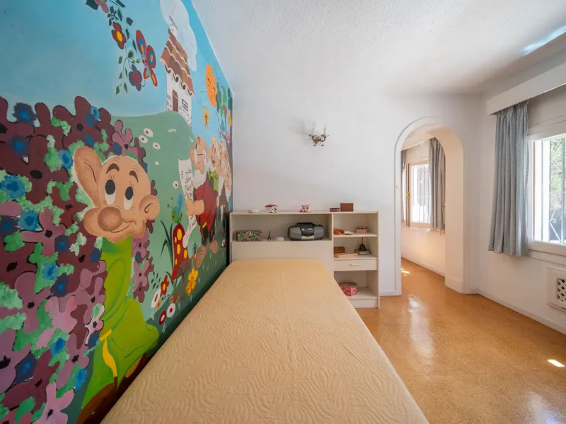 Unique villa in the center of Fuengirola with a private pool and not part of any community.