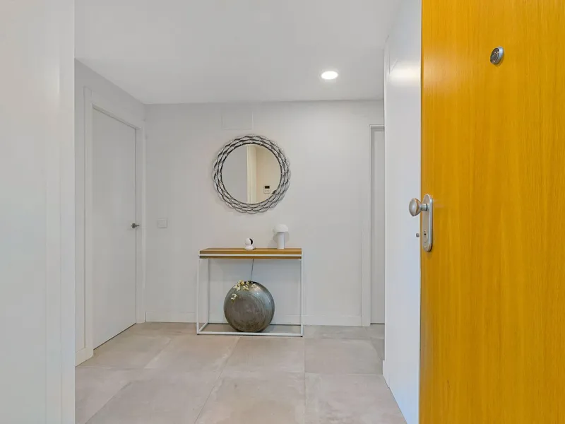 Mediterranean Dream Living – 2-Bedroom Ocean View Apartment in Fuengirola