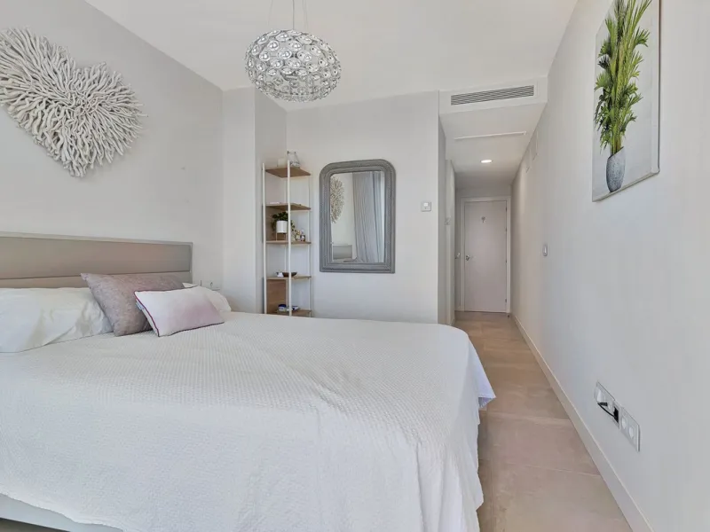 Mediterranean Dream Living – 2-Bedroom Ocean View Apartment in Fuengirola