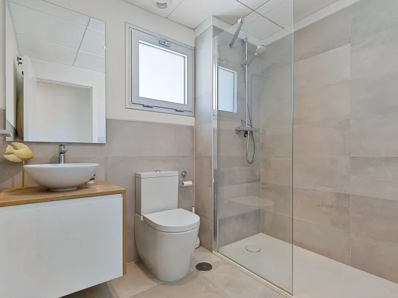 Mediterranean Dream Living – 2-Bedroom Ocean View Apartment in Fuengirola
