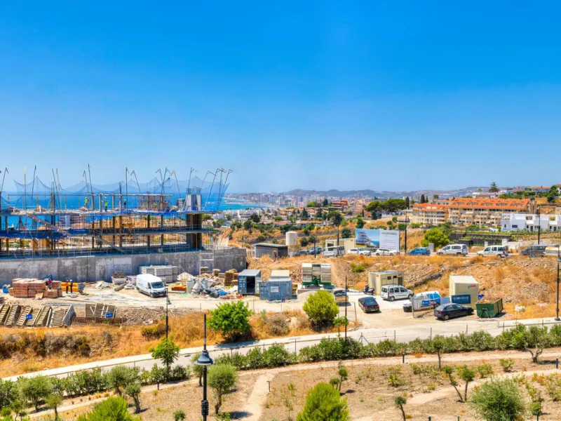 Mediterranean Dream Living – 2-Bedroom Ocean View Apartment in Fuengirola
