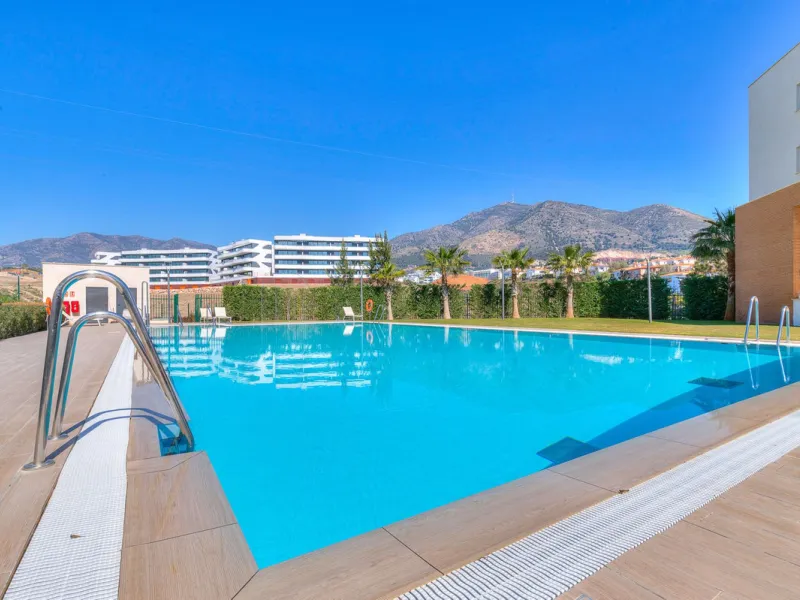 Mediterranean Dream Living – 2-Bedroom Ocean View Apartment in Fuengirola