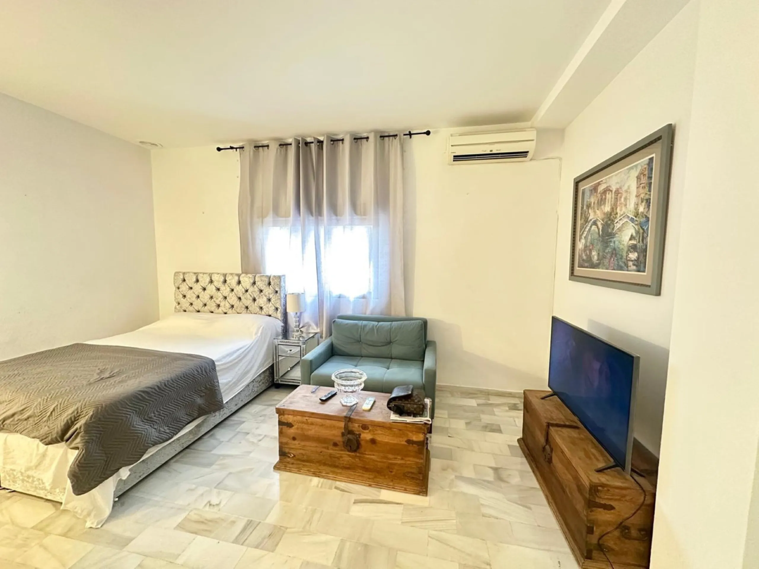 Apartment - Middle Floor Studio в продаже в Marbella, Málaga. Площадь дома 32 м²