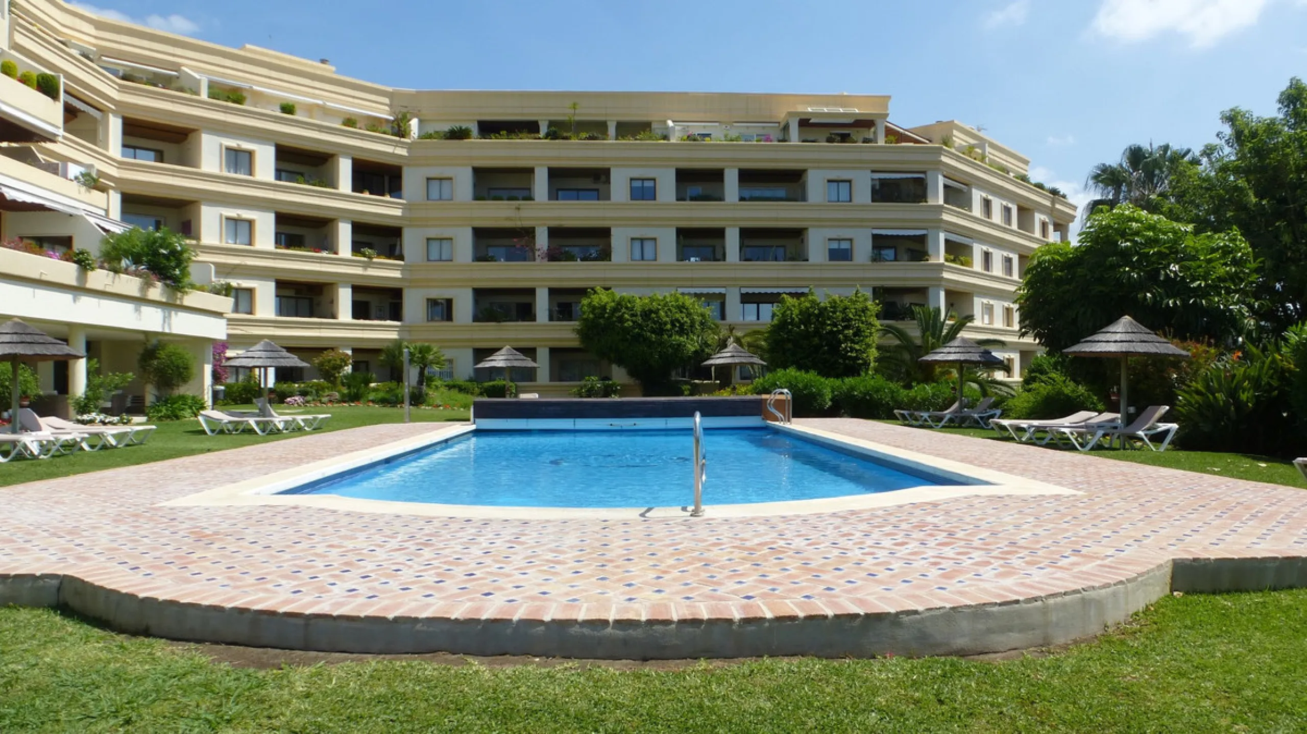 Apartment - Middle Floor Studio в продаже в Marbella, Málaga. Площадь дома 32 м²