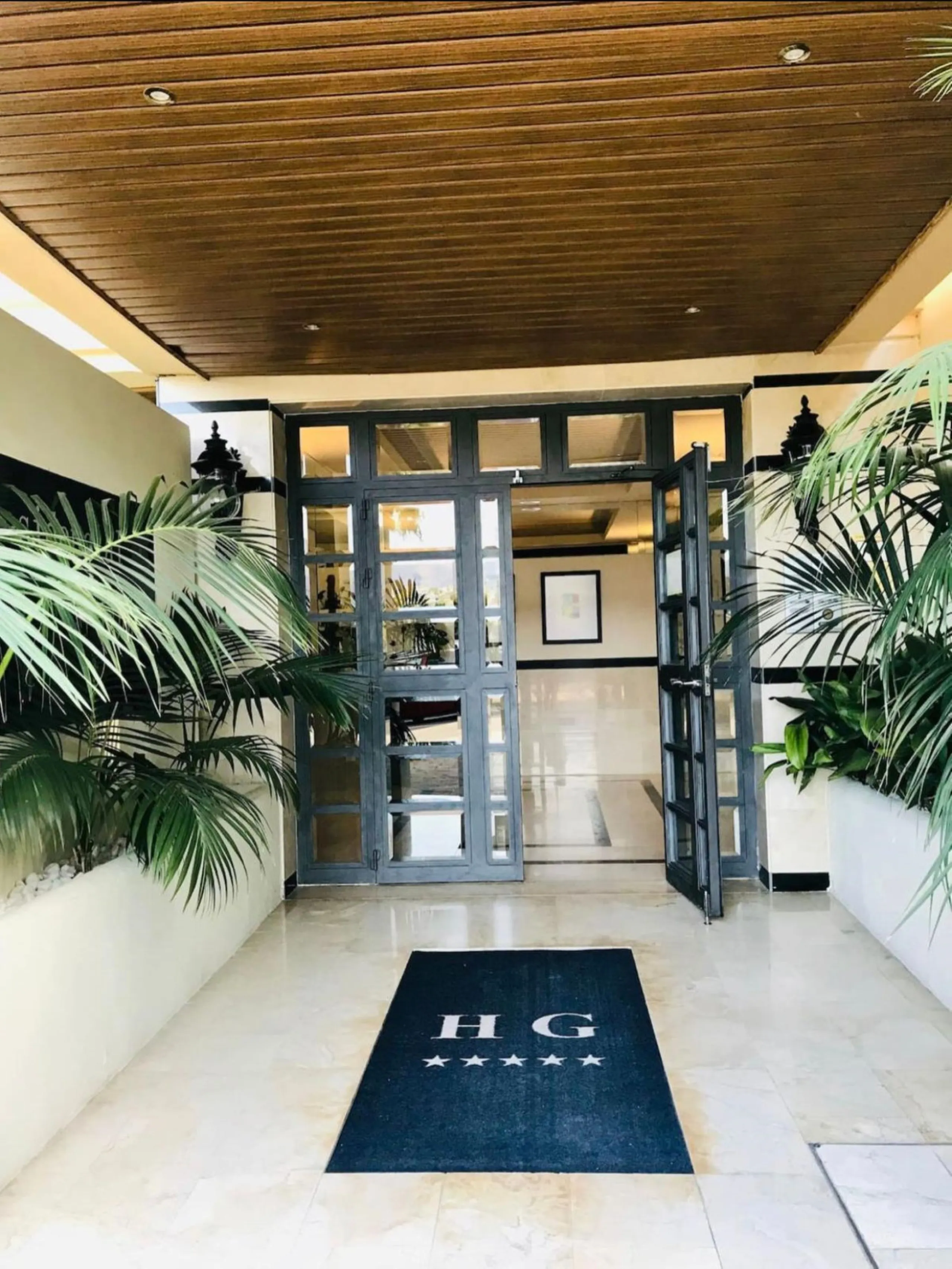 Apartment - Middle Floor Studio в продаже в Marbella, Málaga. Площадь дома 32 м²
