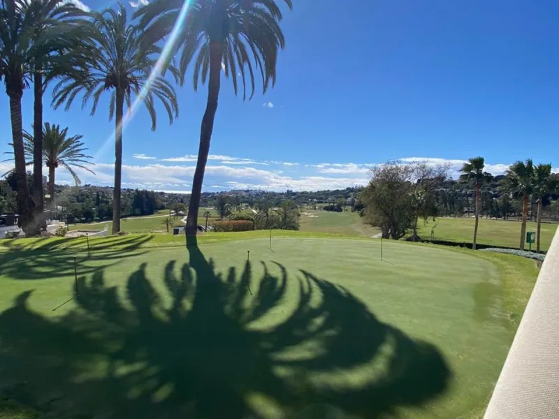 Apartment - Middle Floor Studio в продаже в Marbella, Málaga. Площадь дома 32 м²