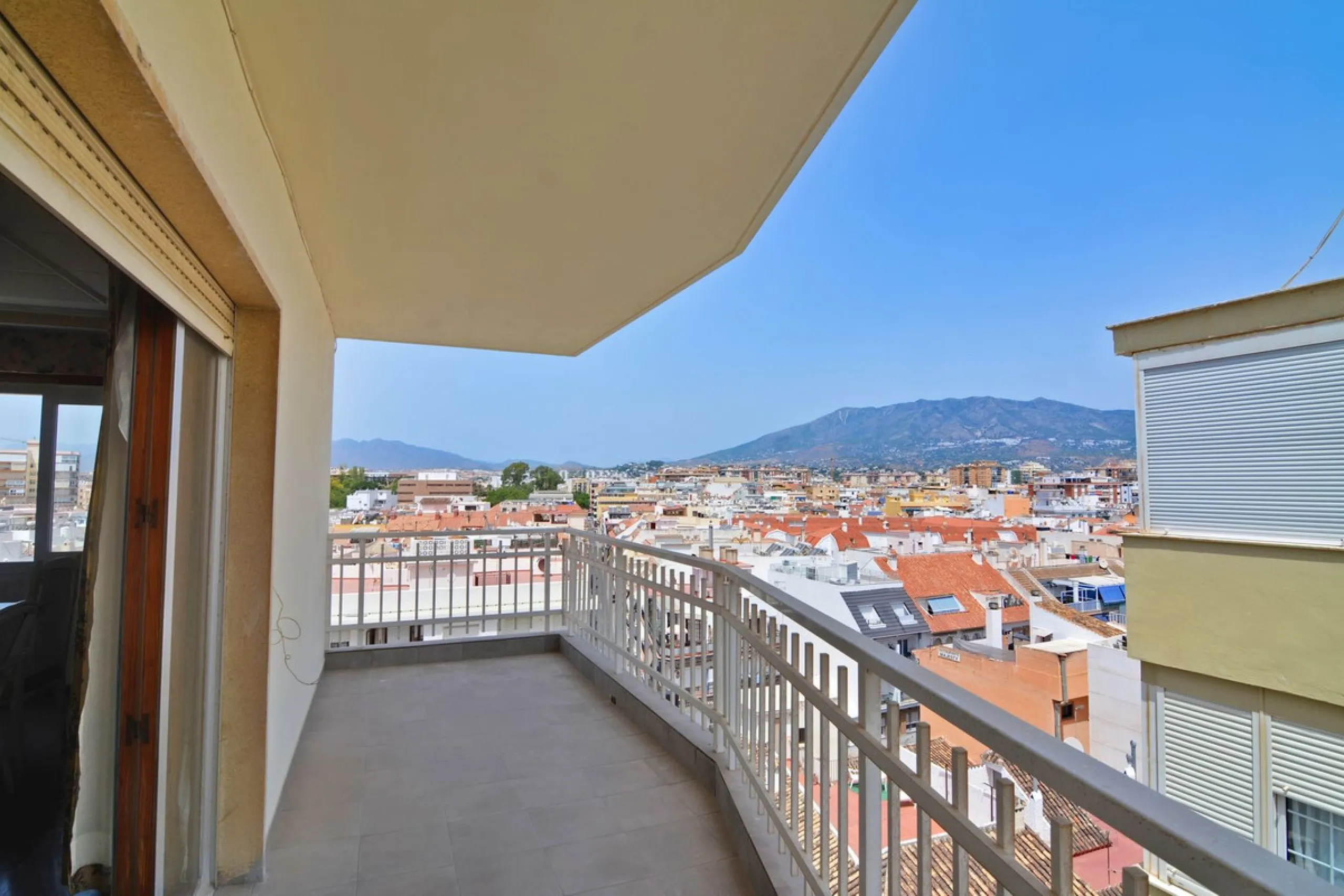 Exclusive Seafront Property in the Heart of Fuengirola!