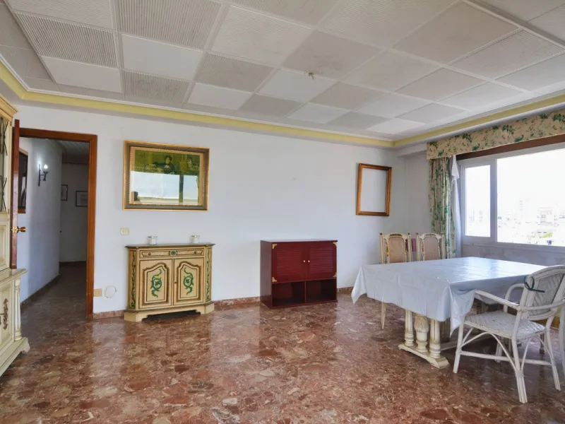 Exclusive Seafront Property in the Heart of Fuengirola!