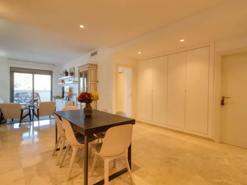 Apartment - Ground Floor Apartment в продаже в Manilva, Málaga. В доме 2 спален и 2 ванных комнат. Площадь дома 102 м²