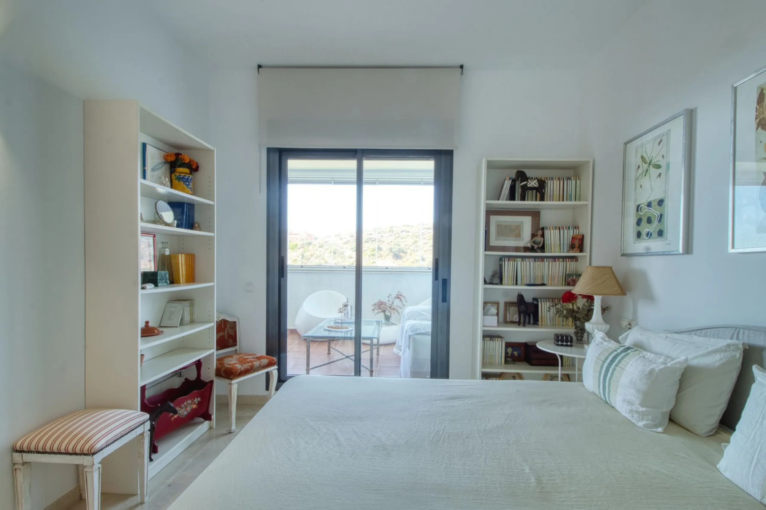 Apartment - Ground Floor Apartment в продаже в Manilva, Málaga. В доме 2 спален и 2 ванных комнат. Площадь дома 102 м²