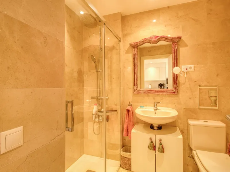 Apartment - Ground Floor Apartment в продаже в Manilva, Málaga. В доме 2 спален и 2 ванных комнат. Площадь дома 102 м²