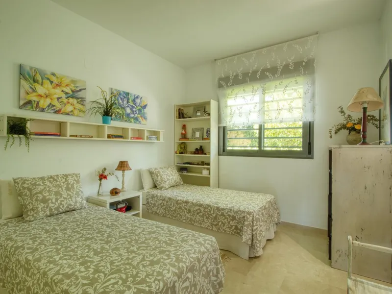 Apartment - Ground Floor Apartment в продаже в Manilva, Málaga. В доме 2 спален и 2 ванных комнат. Площадь дома 102 м²
