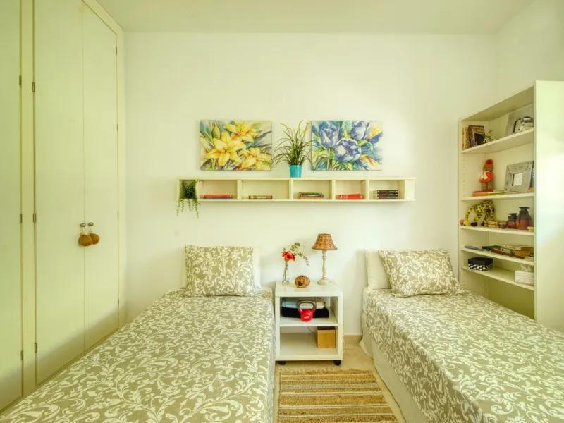 Apartment - Ground Floor Apartment в продаже в Manilva, Málaga. В доме 2 спален и 2 ванных комнат. Площадь дома 102 м²