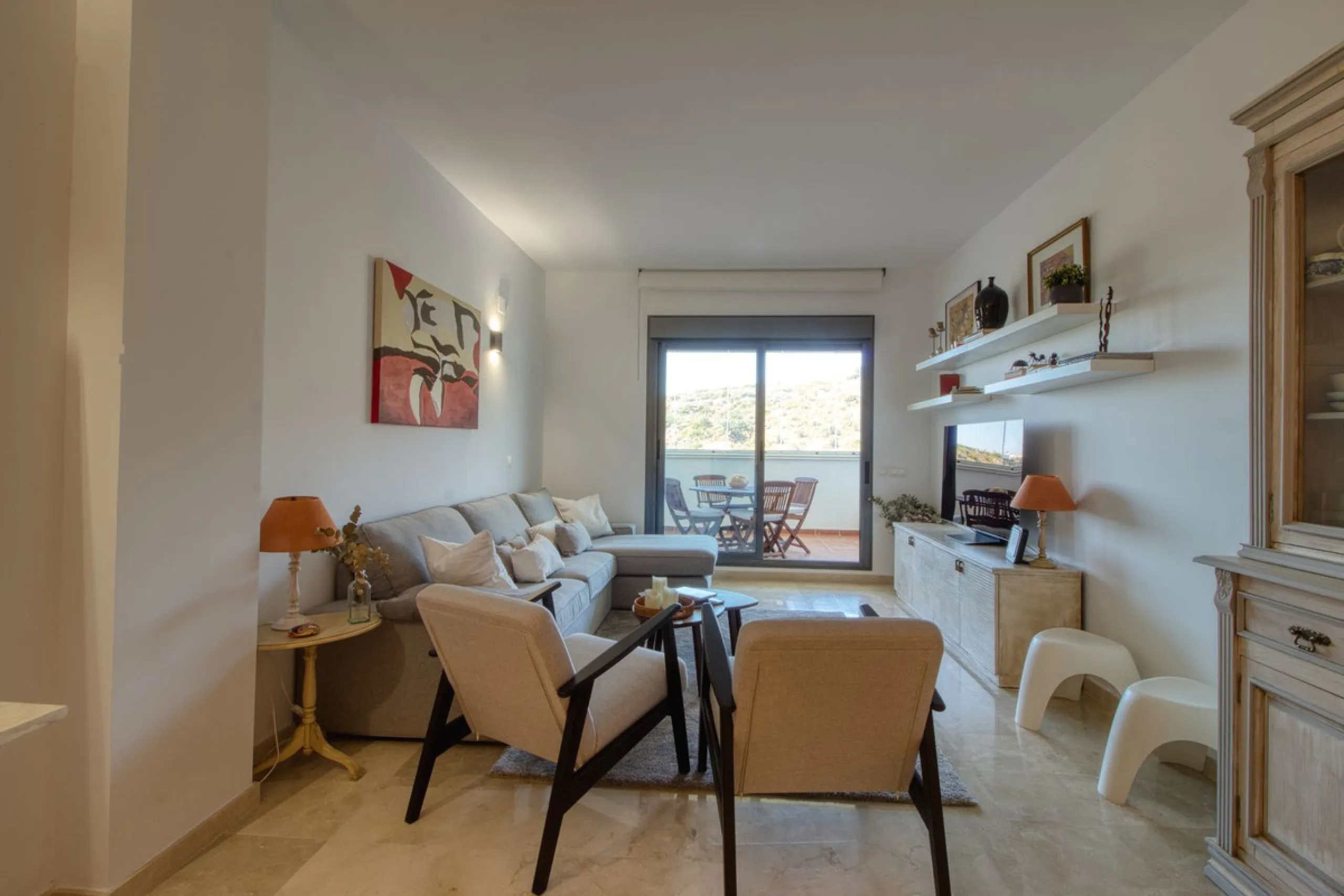 Apartment - Ground Floor Apartment в продаже в Manilva, Málaga. В доме 2 спален и 2 ванных комнат. Площадь дома 102 м²