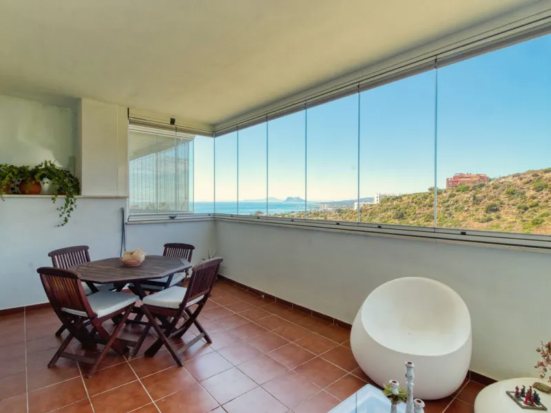 Apartment - Ground Floor Apartment в продаже в Manilva, Málaga. В доме 2 спален и 2 ванных комнат. Площадь дома 102 м²