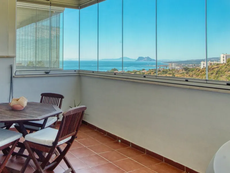 Apartment - Ground Floor Apartment в продаже в Manilva, Málaga. В доме 2 спален и 2 ванных комнат. Площадь дома 102 м²