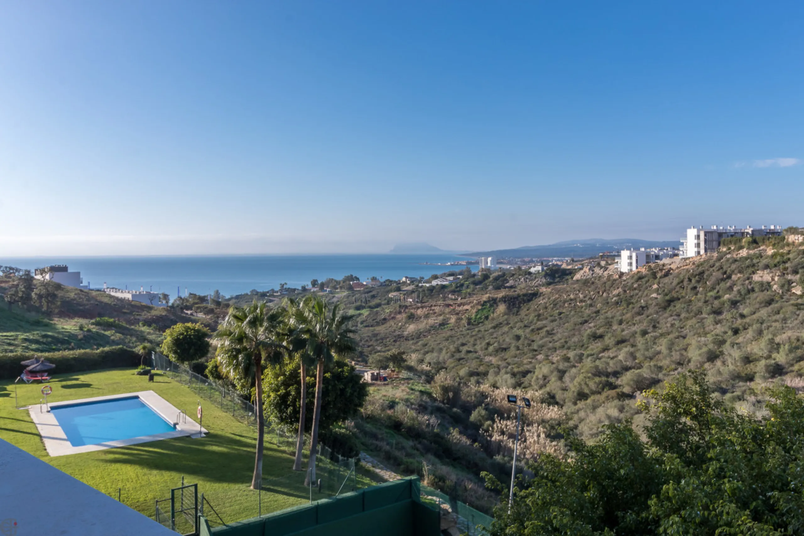 Apartment - Ground Floor Apartment в продаже в Manilva, Málaga. В доме 2 спален и 2 ванных комнат. Площадь дома 102 м²