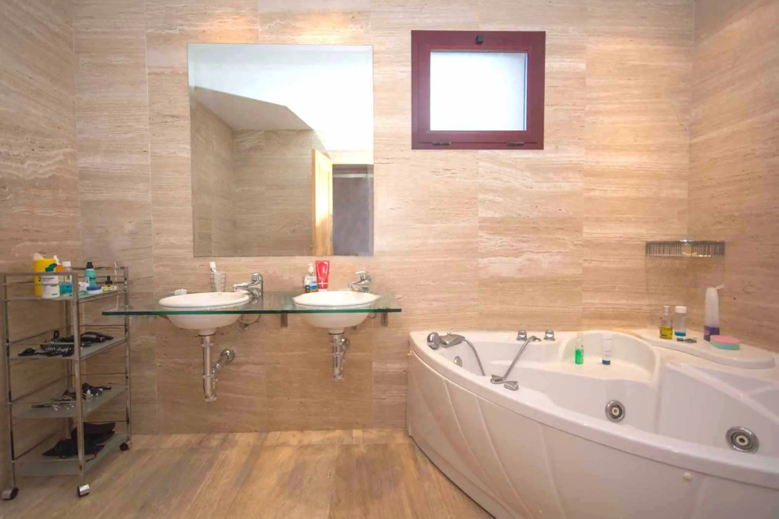 Fantastic 201m2 built,183 m2 usable ground floor south oriented apartment (elevated 2 meters above ground floor), fully furnished in a new beach side urbanization located in the heart of the "New Golden Mile", close to the 5 stars Hotels Ikos &  Las Dunas
