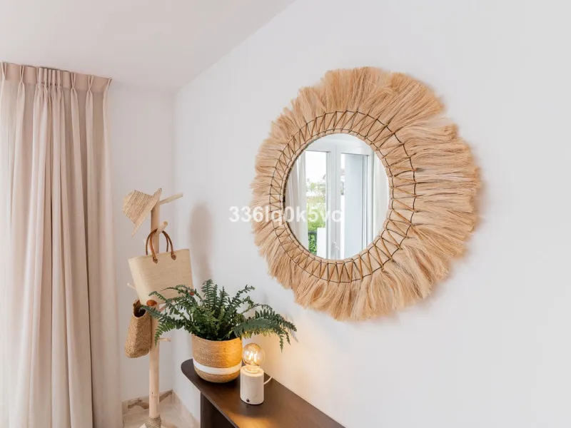 Apartment - Ground Floor Apartment в продаже в Benahavís, Málaga. В доме 3 спален и 2 ванных комнат. Площадь дома 110 м². Площадь участка 55 м²