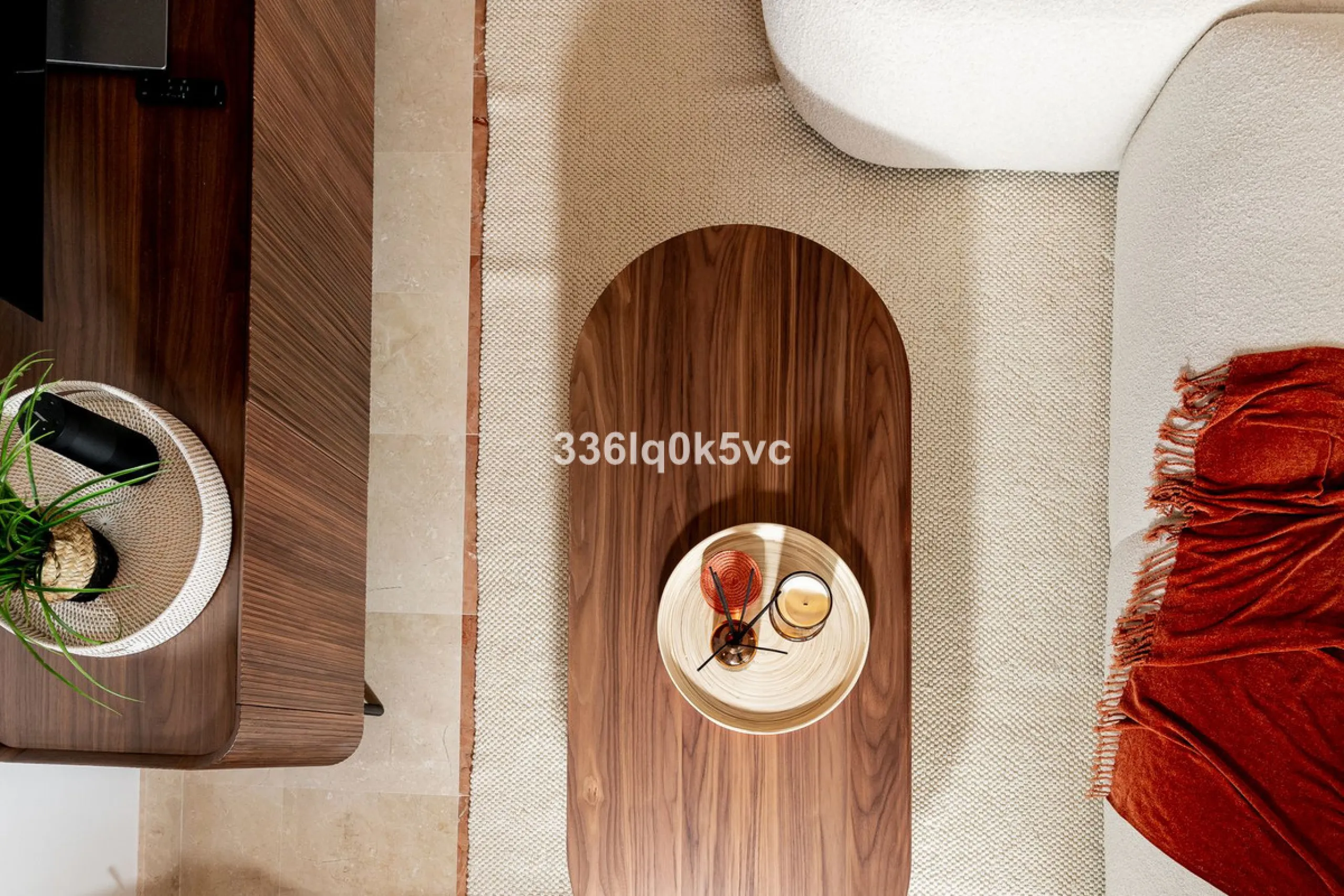Apartment - Ground Floor Apartment в продаже в Benahavís, Málaga. В доме 3 спален и 2 ванных комнат. Площадь дома 110 м². Площадь участка 55 м²