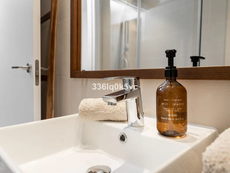 Apartment - Ground Floor Apartment в продаже в Benahavís, Málaga. В доме 3 спален и 2 ванных комнат. Площадь дома 110 м². Площадь участка 55 м²