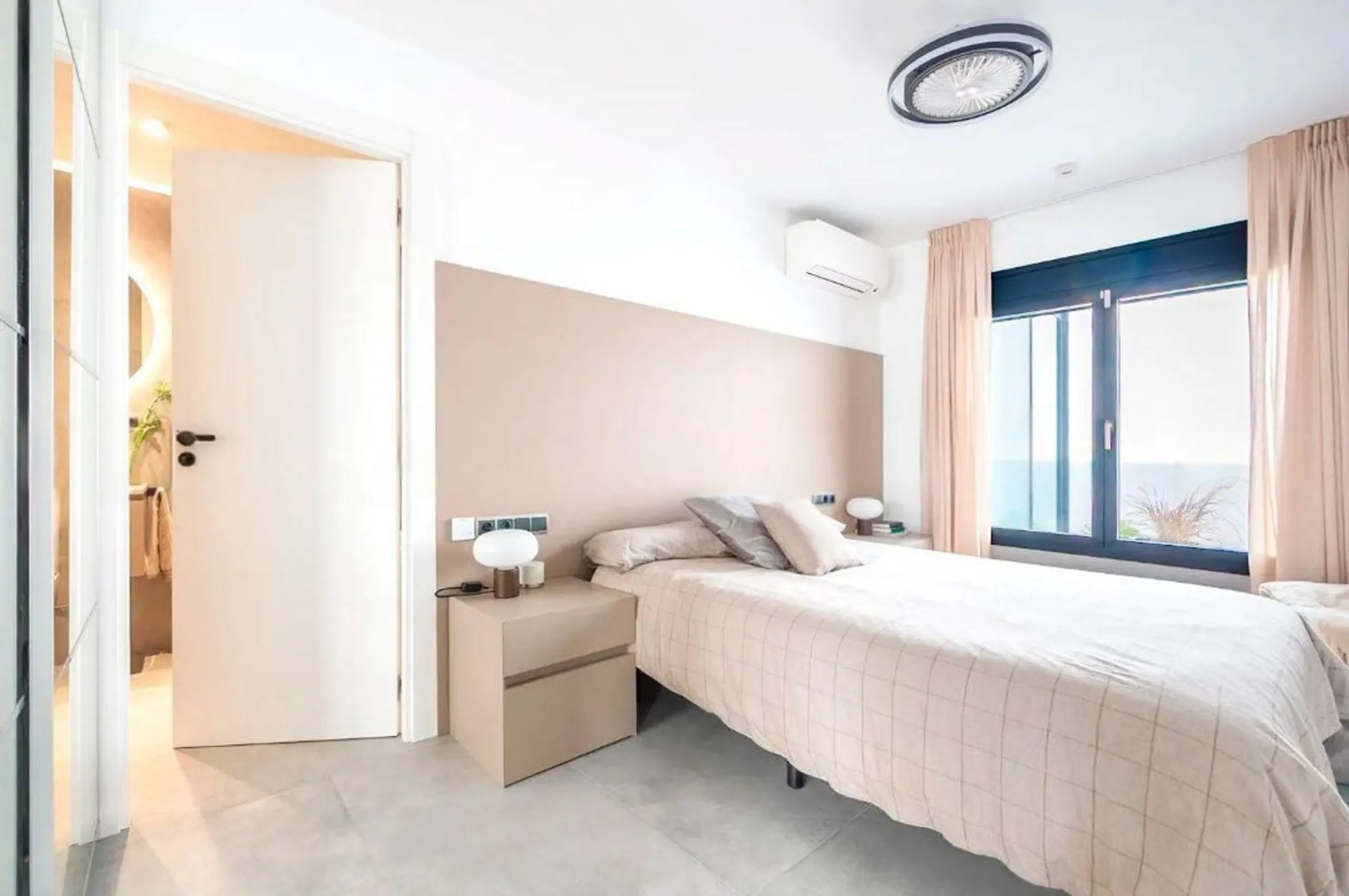 Renovated townhouse in Vallpineda, Sant Pere de Ribes