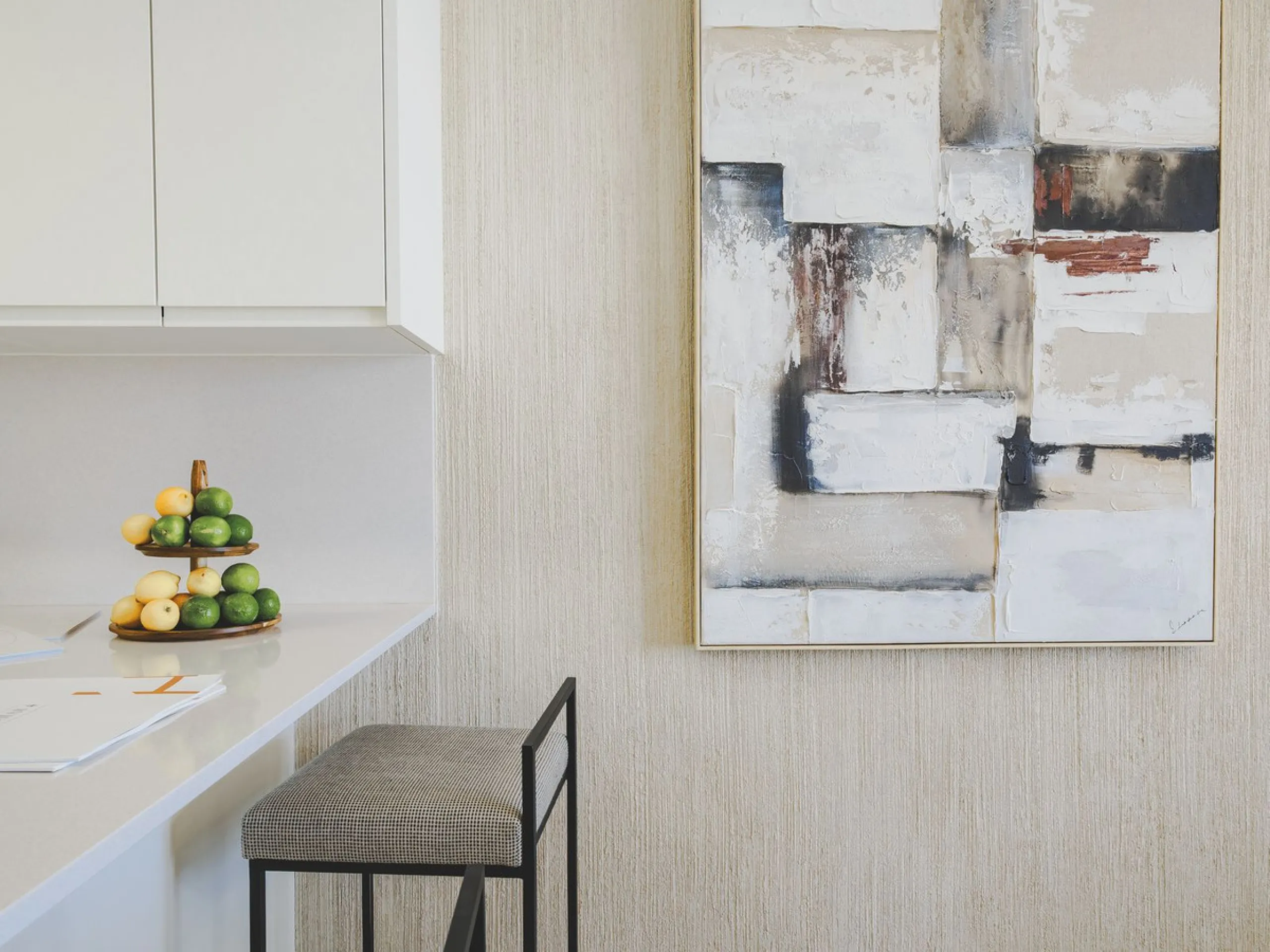This magnificent brand-new penthouse, located in one of the most exclusive areas of the prestigious El Higuerón residential development.